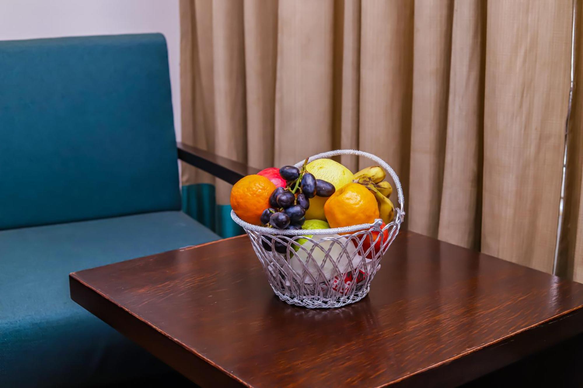 Hotel Godwin Deluxe Near Railway Stn Offers Free Airport Pick-up New Delhi