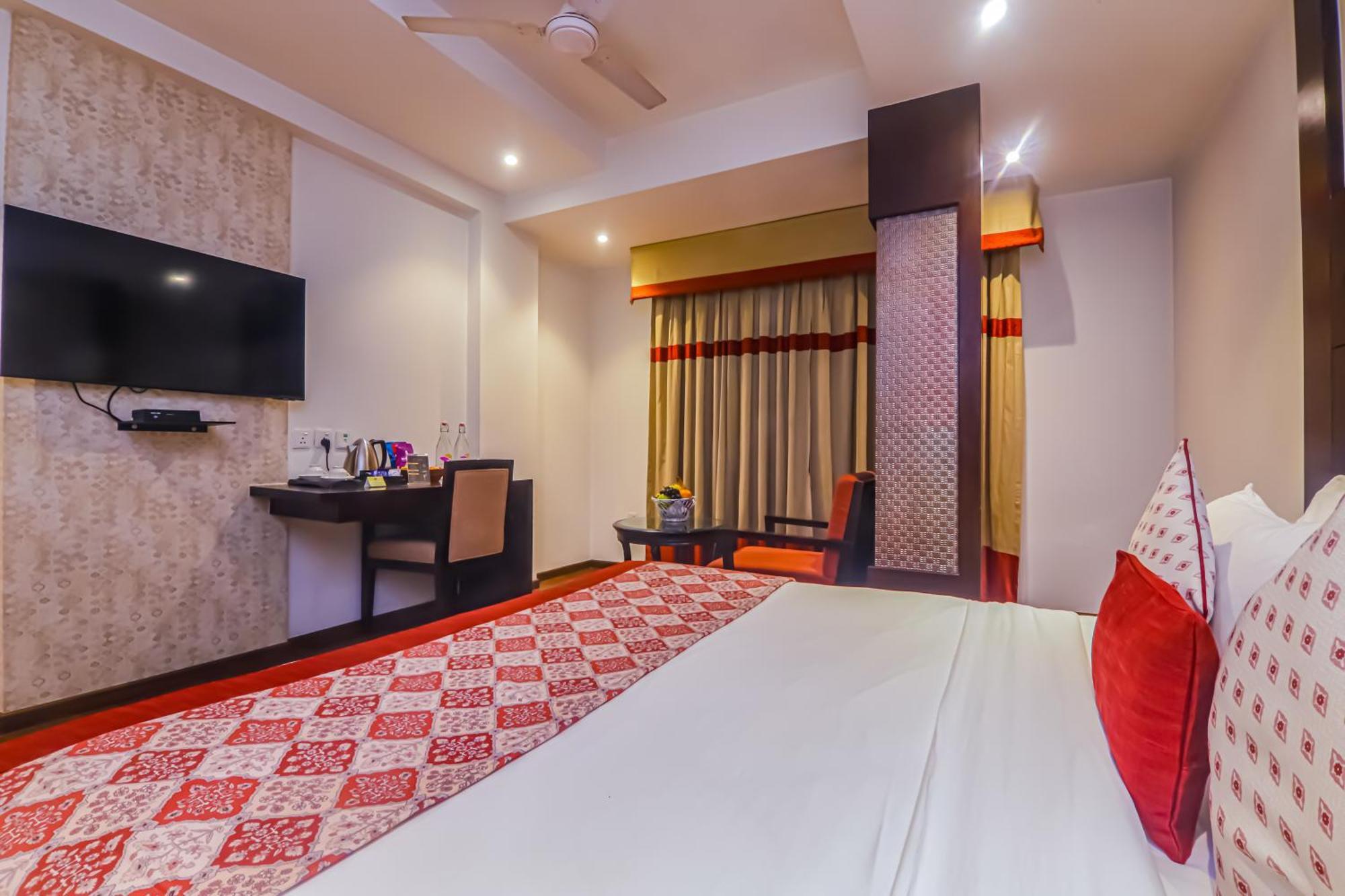Godwin Deluxe Near Railway Stn Offers Free Airport Pick-up Hotel New Delhi